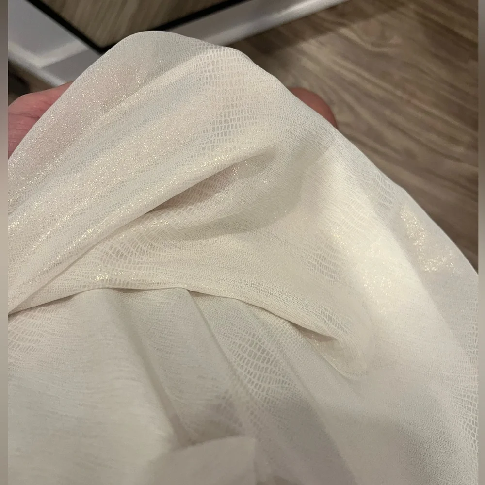BCBG Shift Dress 🤍 - Picture 11 of 16